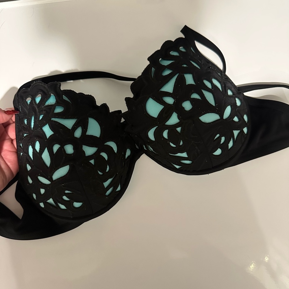 Bikini Top - Picture 2 of 5